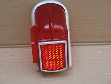 CABOCHON FEU ARRIERE DROIT