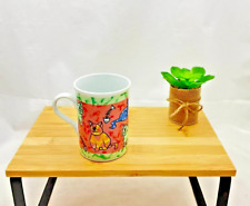 tasse en fine porcelaine