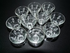 10 Verres à pieds en Cristal