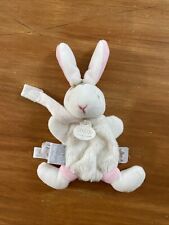 DOUDOU ET COMPAGNIE plat lapin