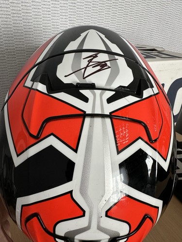 Marc marquez hand signed - marc, shoei