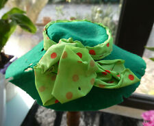 CHAPEAU ANCIEN POUR POUPEE  / CAPELINE   / n°3