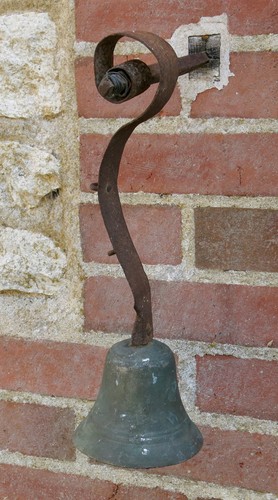 Cloche ancienne - cloche,