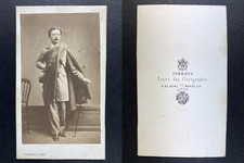 Perraud, Marseille, monsieur cape et badine Vintage cdv albumen print. C