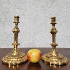 Paire De Bougeoirs En Bronze