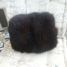 Manchon en vison brun. Époque