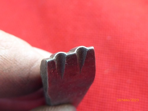 Poincon matoir outil ancien - matoir,