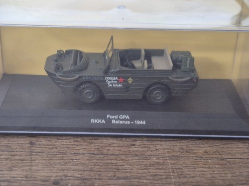 Véhicule militaire miniature - véhicule,