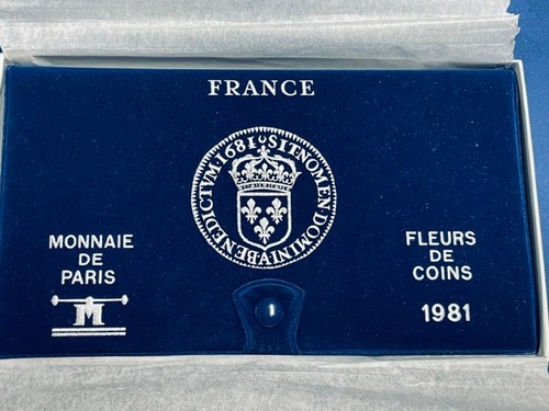 Rare coffret fleur - fleur, coin