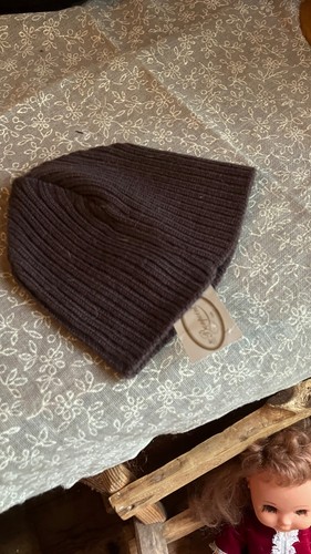 Bonnet neuf taille bonpoint - bonnet,