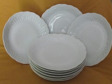 Série de 9 assiettes creuses