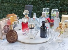 Lot de bouteilles de parfum vides, pour collection