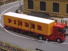SAI 3821 - Renault AE500 Cirque Pinder Atelier de mécanique - HO (1:87)