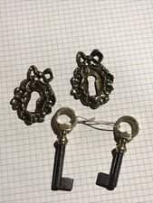 ornement entrée de serrure