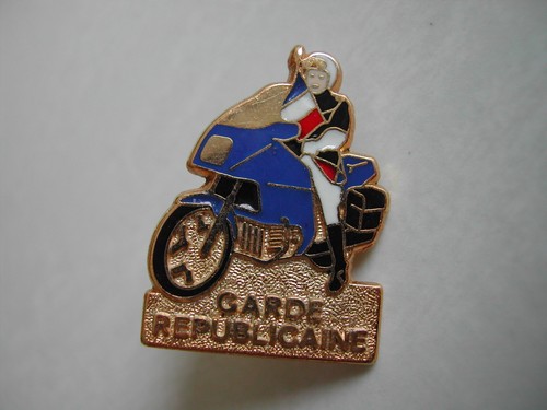 Pin gendarmerie moto garde - pin's,