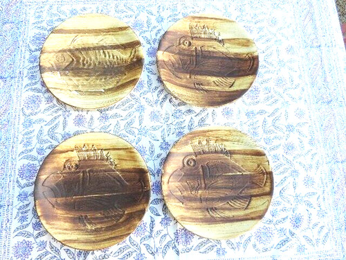 4 assiettes ceramique - ,