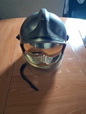 Casque De Pompier De Service