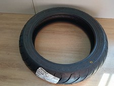 UN PNEU AVANT SCOOTER DUNLOP