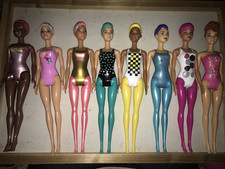 Vds lot de 8 Barbie MATTEL