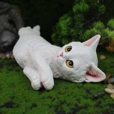 Adorable Chat Figurine