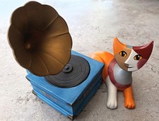 Jolie figurine boîte à