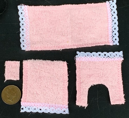 Poupées maison pièce rose - poupées,