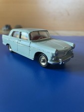 Dinky Toys Peugeot 404 ref 553