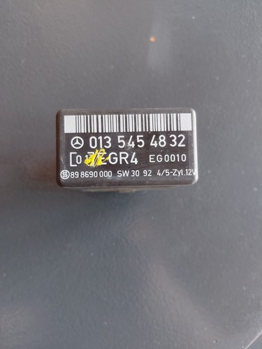 Relais 013 545 mercedes - 48, 32