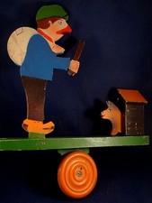 Ancien jouet à pousser bois Le Voleur et le chien de garde BIELLES France humour