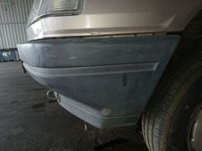 enjoliveur pare-choc avant