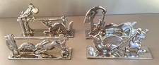 4 Porte Couteaux Métal chromé signé BENJAMIN RABIER les fables de La Fontaine