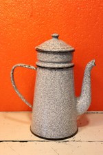 ancienne cafetière, verseuse