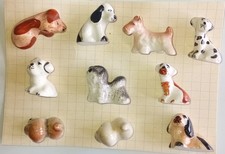 serie de 10 feves les chiens