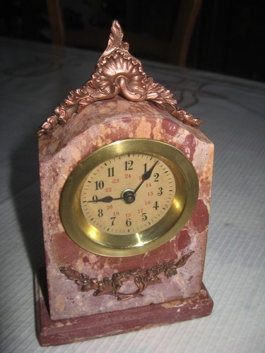 Ancienne pendulette mécanique - pendulette,