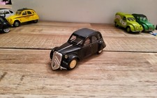 Citroën 2cv 6 calandre