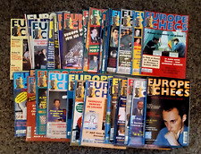 lot 33 revues EUROPE ECHECS 1995 à 2005  n° 434 442 443 444 448 449 459 474 ...