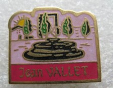 Pin's Jardin Arbre Fontaine JEAN VALLET  #1099