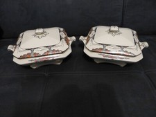 2 jolies soupieres crown ducal