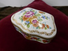 boite porcelaine mouvementée peinte main,BH Vincennes,France(Limoges)