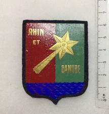 FRANCE LIBÉRATION 1944.1945 RARE INSIGNE Cuir peint 1° ARMÉE RHIN ET DANUBE (12)