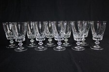 10 anciens verres à vin blanc