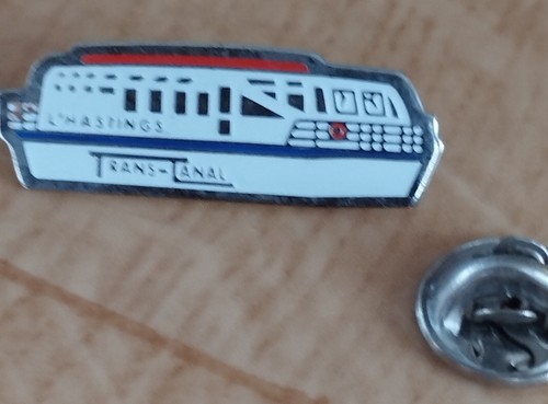 Pin bateau mouche - , l