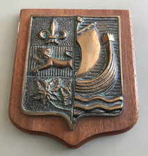 VAUQUELIN :  ESCORTEUR D