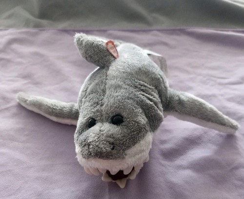 Peluche plush requin jaws - plush, les