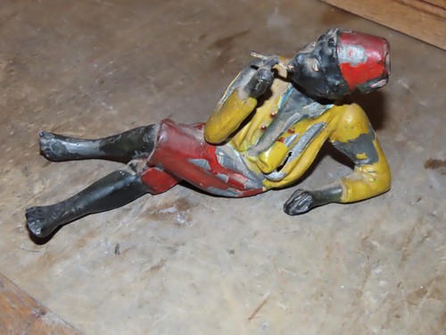 Petite sculpture plomb