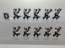 Lot de 10 figurines pif et