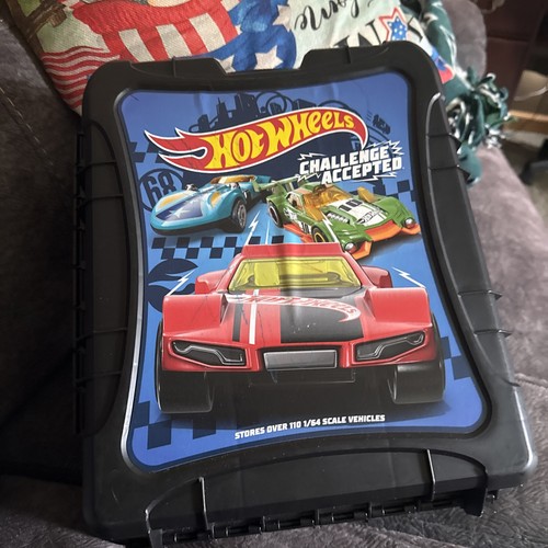 Hot wheels rolling 110 - rolling, car
