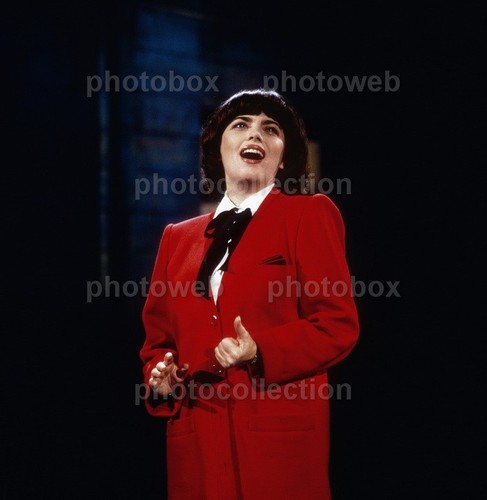 Mireille mathieu exclusive - mireille,