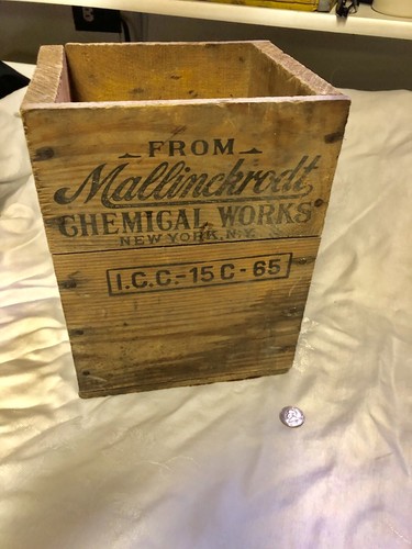 Wooden advertising box - advertising, ny