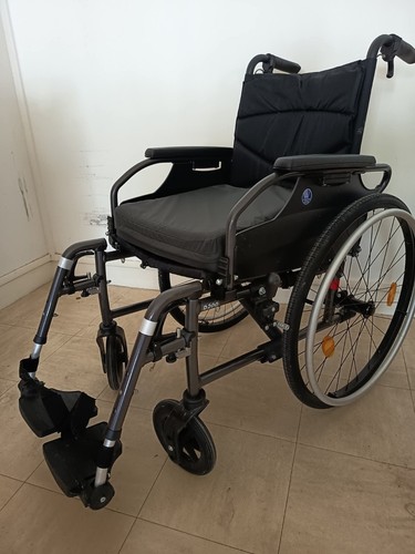 Fauteuil roulant pliable - fauteuil,